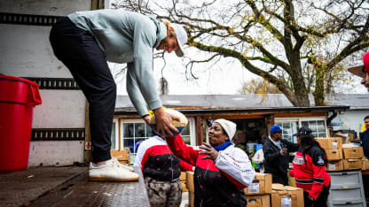 Aho, Staal and Martinook To Help Canes Deliver 1,700 Turkey Breasts For Area Families