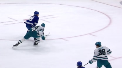 Hagel lights lamp again