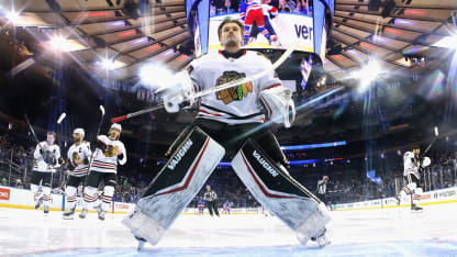 Historisk första seger i NHL för Blackhawks tränare Anders Sörensen