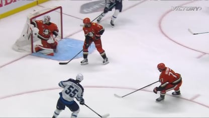 Scheifele takes the lead