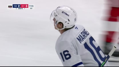 Tavares sets up Marner