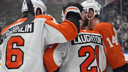 PHI@TOR: Laughton scores goal against Dennis Hildeby