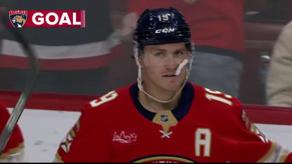 NYI@FLA: Tkachuk scores empty-net goal