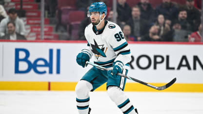 Walman passe des Sharks aux Oilers