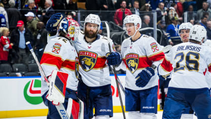 Gadjovich Bobrovsky FLA TOR 031325