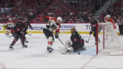 Deslauriers pops in opening goal