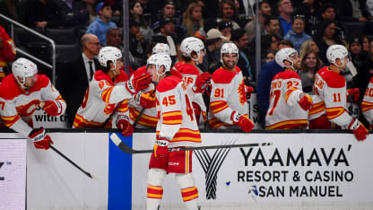Morton scores in NHL debut