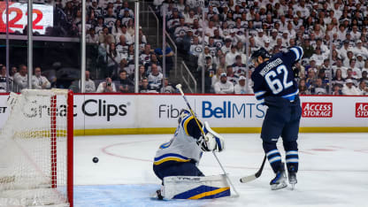 Niederreiter redirects it in