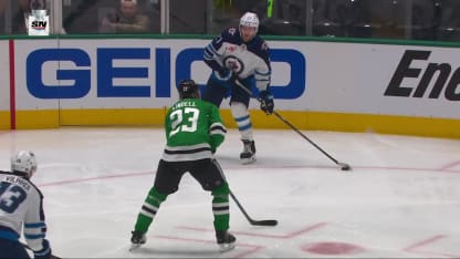 Ehlers lasers it in five-hole