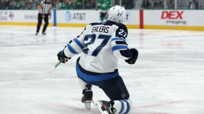 Ehlers lasers it in five-hole