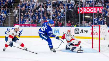 Bobrovsky shines again to lead Panthers to Game 5 victory