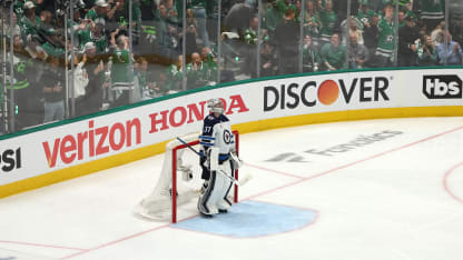 Connor Hellebuyck overcome road woes for Winnipeg in Game 6 against Dallas