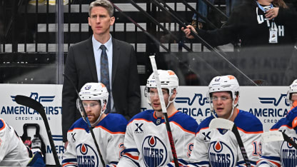 Knoblauch making right moves as Oilers coach