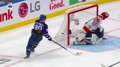 Bobrovsky robs Nylander