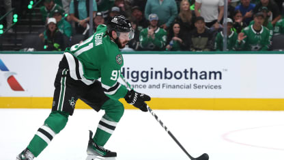 Seguin buries it on the breakaway