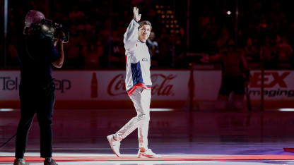 Oshie 6925