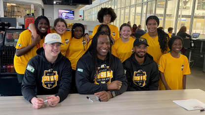 ORee Coaches with Girls
