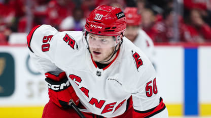 Carolina Hurricanes sign Eric Robinson to four-year contract