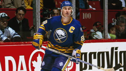 Alexander Mogilny finally receives 'overdue' call for Hockey Hall of Fame
