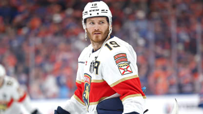 Matthew Tkachuk se perderá el inicio de la temporada 2025-26