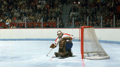Ken Dryden remembered for 6 Stanley Cup wins with Montreal Canadiens and off ice exploits