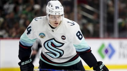 Seattle Kraken Kaapo Kakko injury status out 6 weeks broken hand 