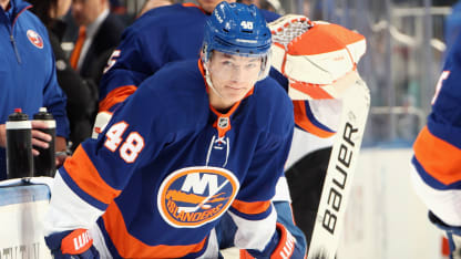 Matthew Schaefer NYI makes roster