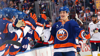 Schaefer mit seinem ersten NHL-Treffer