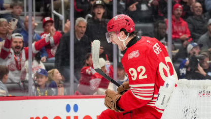 Kasper trifft ins Eck