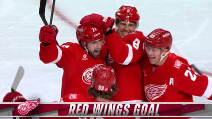 Larkin trifft zuerst