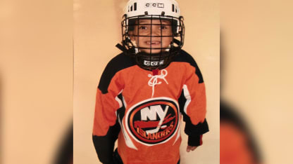 Islanders post childhood picture of Marshall Warren before NHL debut