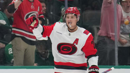 Carolina Hurricanes v Dallas Stars
