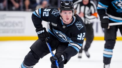 Logan Cooley signs 8 year contract with Utah Mammoth