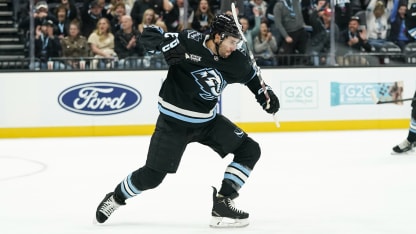 Nick Schmaltz UTAH offseason changes strong start