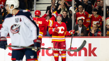 CBJ@CGY: Coleman scores goal against Jet Greaves