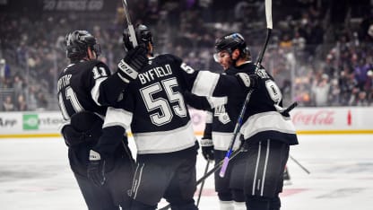 Kopitar anota en Power Play