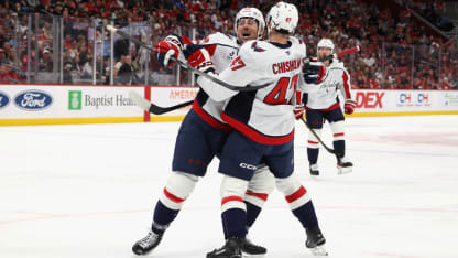 Duhaime styr in Sandins skott