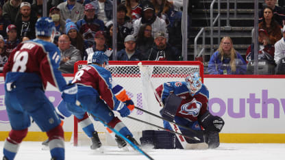 Wedgewood keeps the puck out