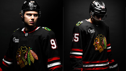 Chicago Blackhawks back in black jerseys in Centennial season
