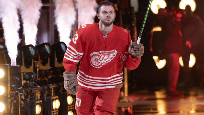 Red Wings Alex DeBrincat believes he should be on Team USA for Olympics