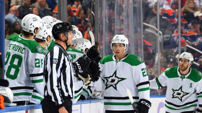 Robertson ohjaa takakulmalta