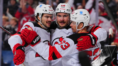 Hischier strikes first