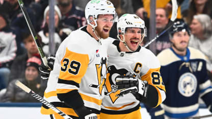 Crosby haut die Scheibe rein