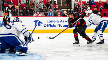 FINAL: Maple Leafs 5, Hurricanes 1
