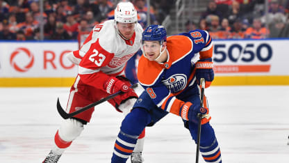Detroit Red Wings v Edmonton Oilers