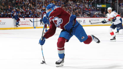 MacKinnon devient le meilleur buteur de l'Avalanche