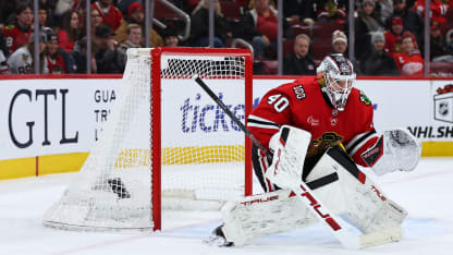 Soderblom shuts down Larkin on the breakaway