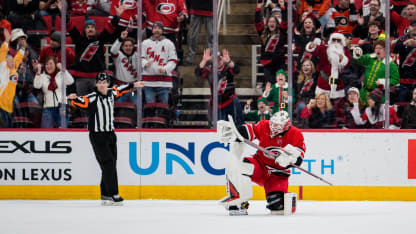 Bussi, Svechnikov fuel Hurricanes' shootout win