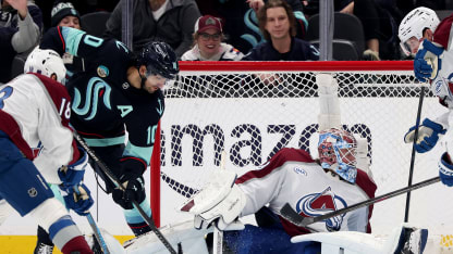 COL@SEA: Blackwood with a great save against Matty Beniers