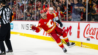 Coronato grabs the lead